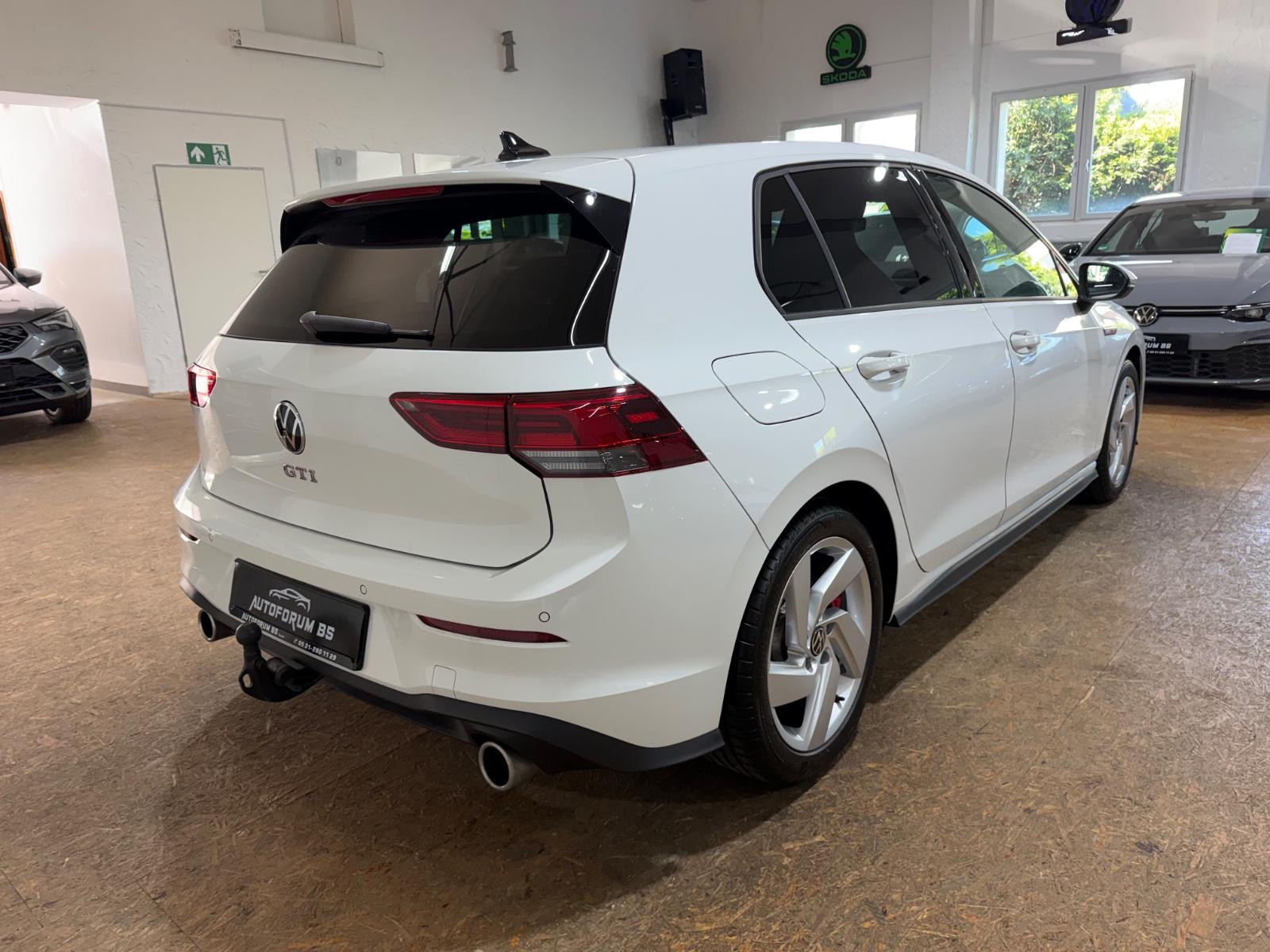 Volkswagen Golf VIII Lim. GTI 2.0 DSG/PANO/CAM/AHK/ACC/IQ, миниатюра 7