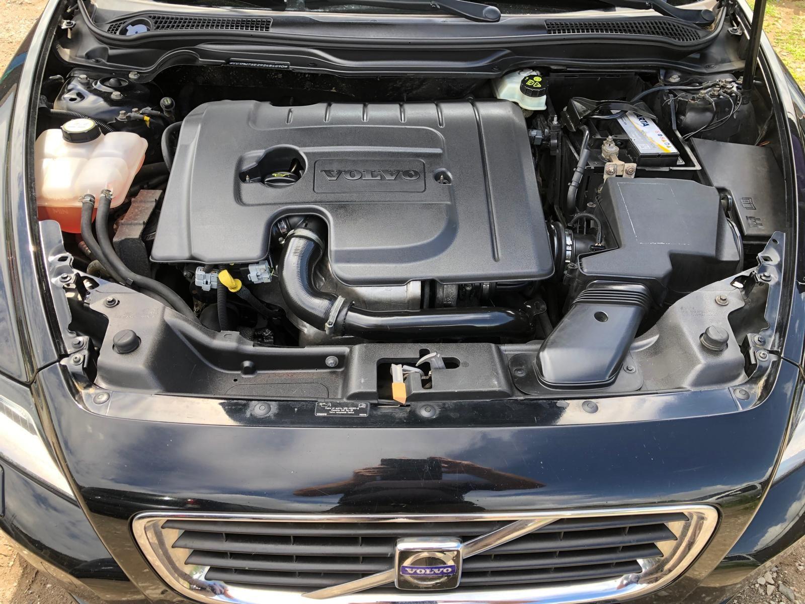 Volvo V50 2010 — photo 5
