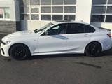BMW 2021er 320i M Sport Automatik M Paket wenig KM  - BMW 320: M Paket 320i