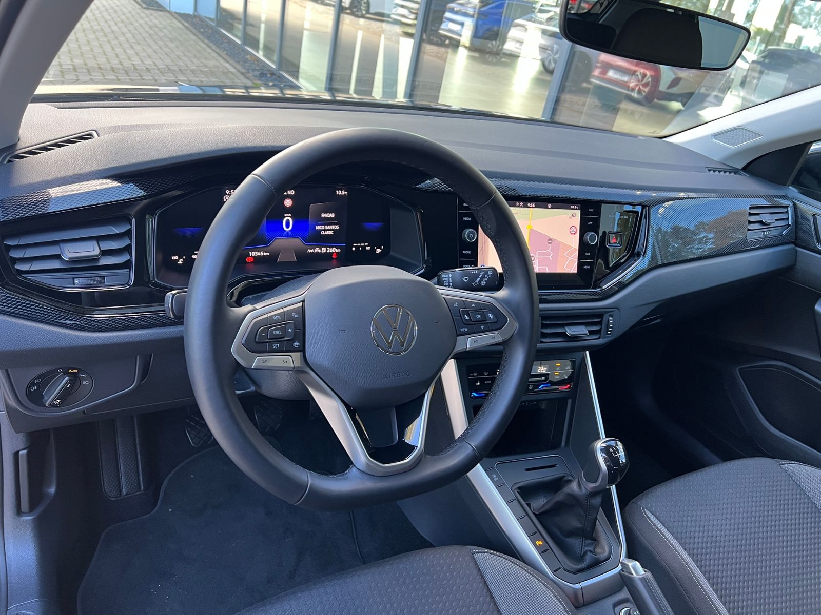 Fahrzeugabbildung Volkswagen Taigo Life 1,0 l TSI *IQ.Light, Navi, PDC, 16''-