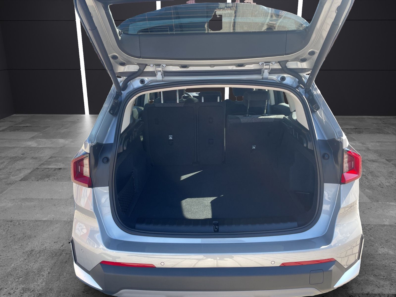 Fahrzeugabbildung BMW X1 23 i xDrive Shadow*Shzg*Pano*Navi*Cam