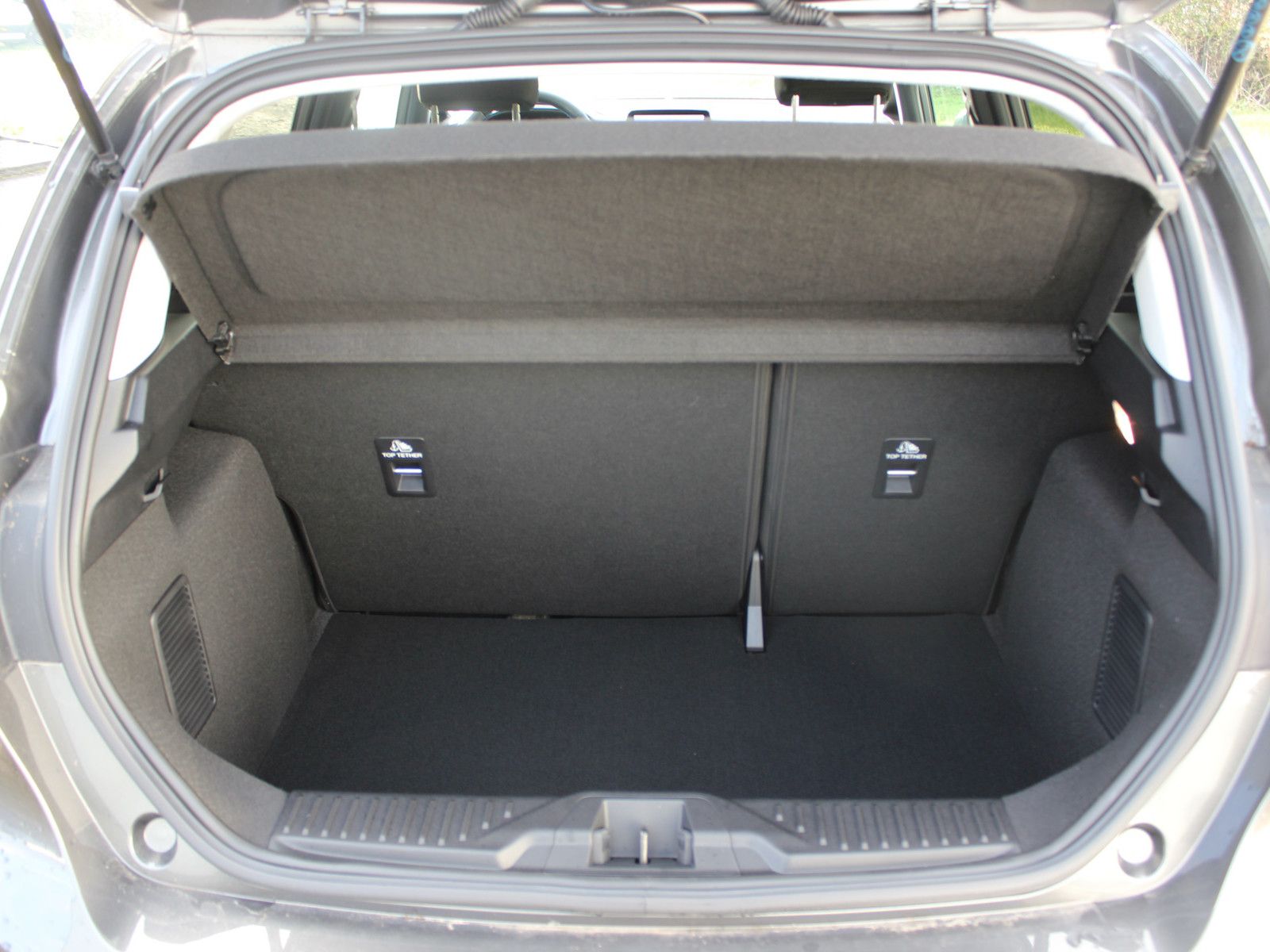 Fahrzeugabbildung Ford Fiesta Active 1,0 EcoBoost Hybrid