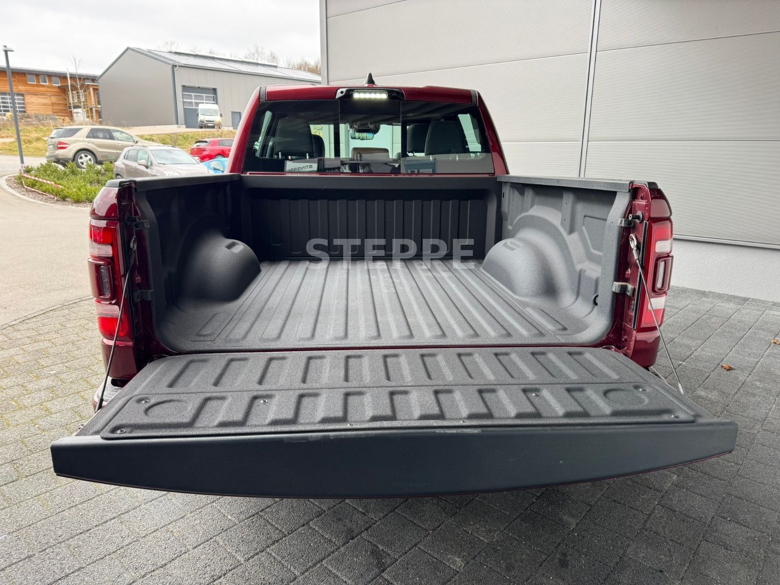 Dodge RAM 1500 5,7 V8 LONGHORN Luftfederung LPG AHK