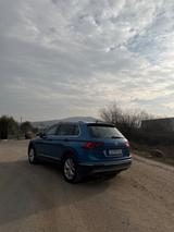 Volkswagen Tiguan 2.0 TDI SCR 140kW DSG 4MOTION Highlin... - Volkswagen Tiguan: TDI 140