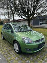 Ford Fiesta Facelift 80PS Tüv 02/28 147tkm - Ford Fiesta: Facelift