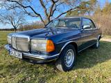 Mercedes-Benz 230CE BJ82 OLDTIMER TOP Zustand / Einzigartig - Mercedes-Benz CE 230: Sportwagen