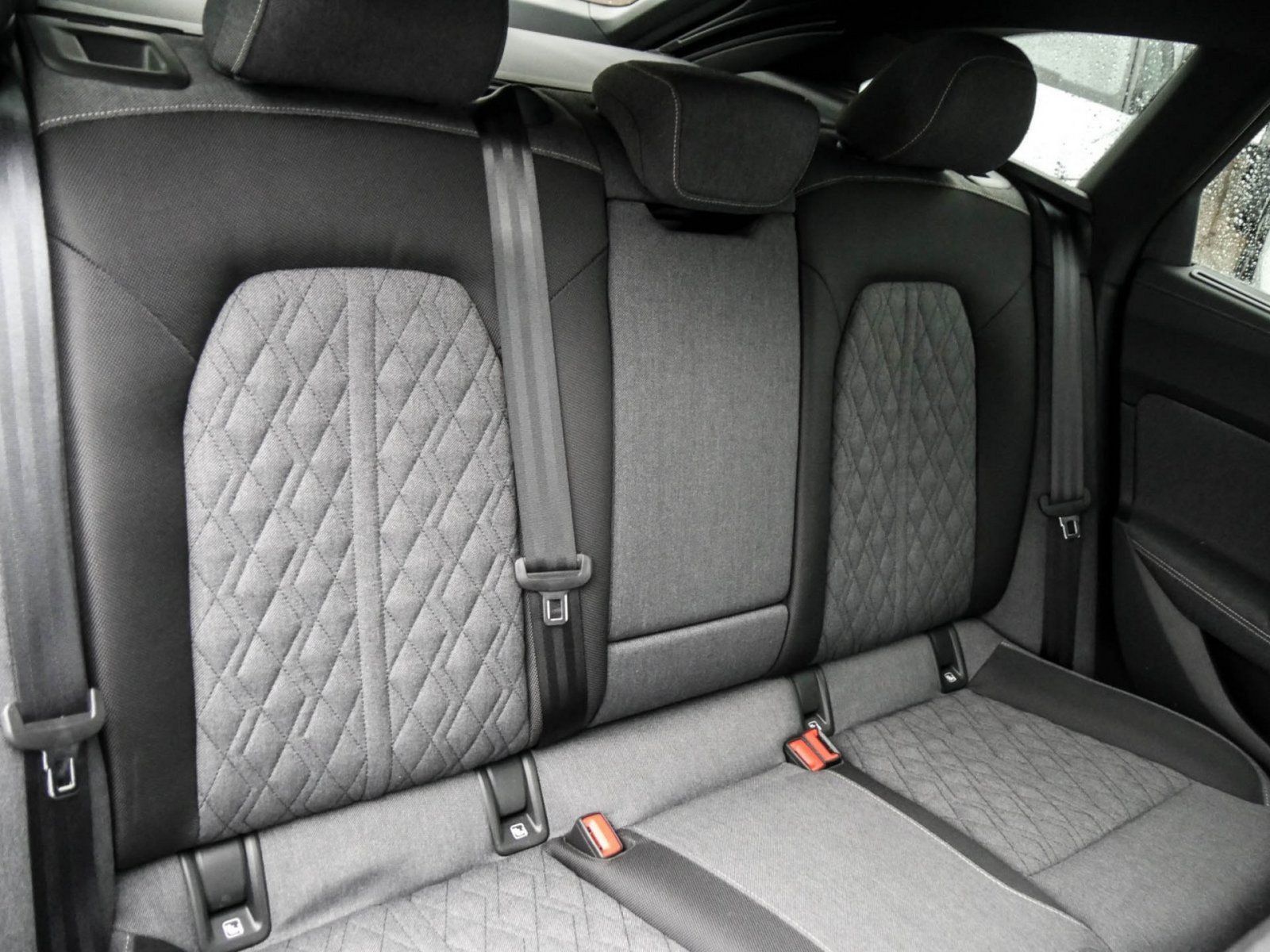 Audi A5 Avant 40 TDI quattro Edition One S-LINE B&O T foto 5