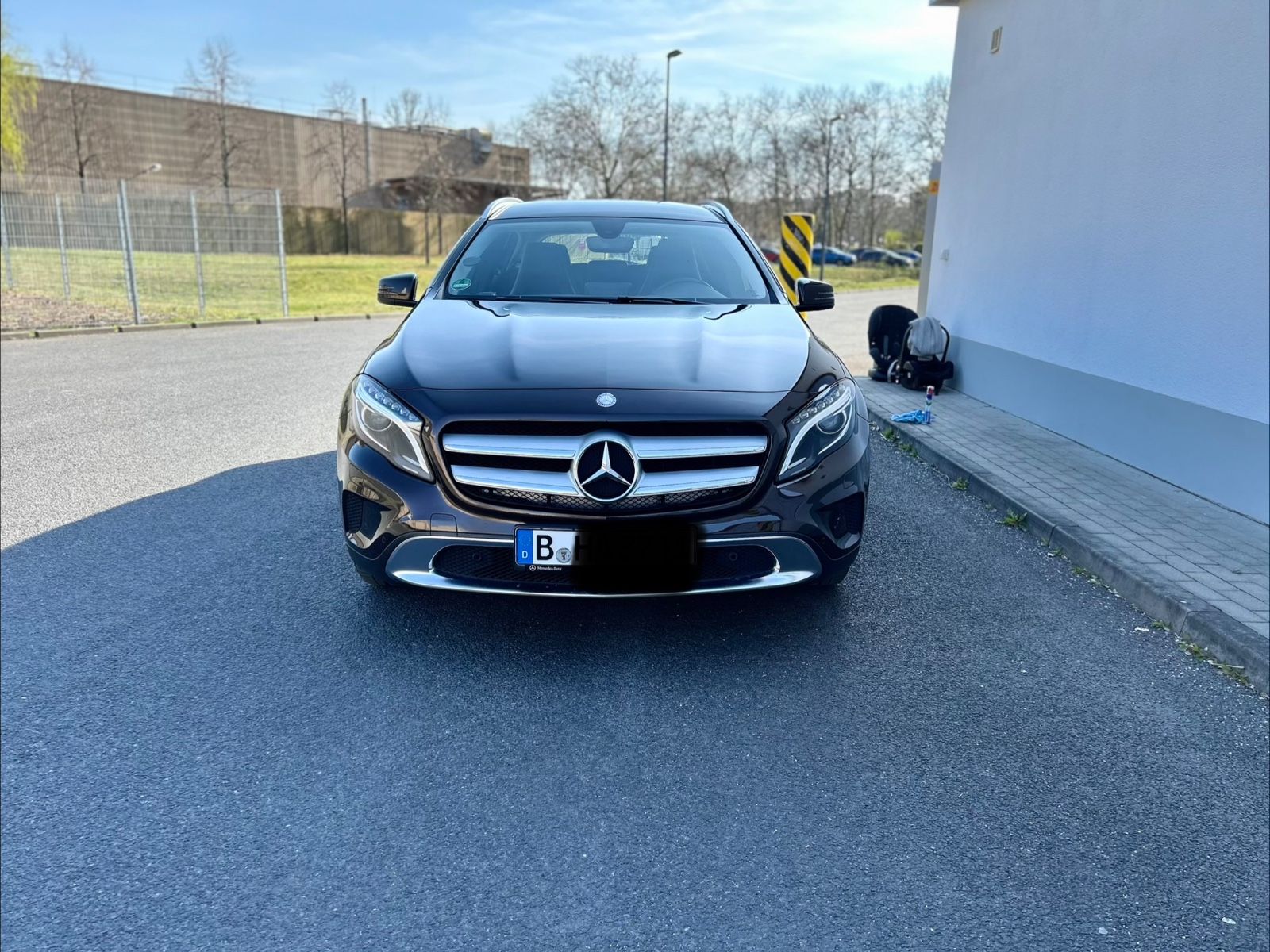 MERCEDES-BENZ GLA 180 Urban Unfallfrei-68,700Km