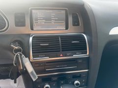 Fahrzeugabbildung Audi Q7 3.0 TDI quattro S Line 7 Sitze Pano Ahk