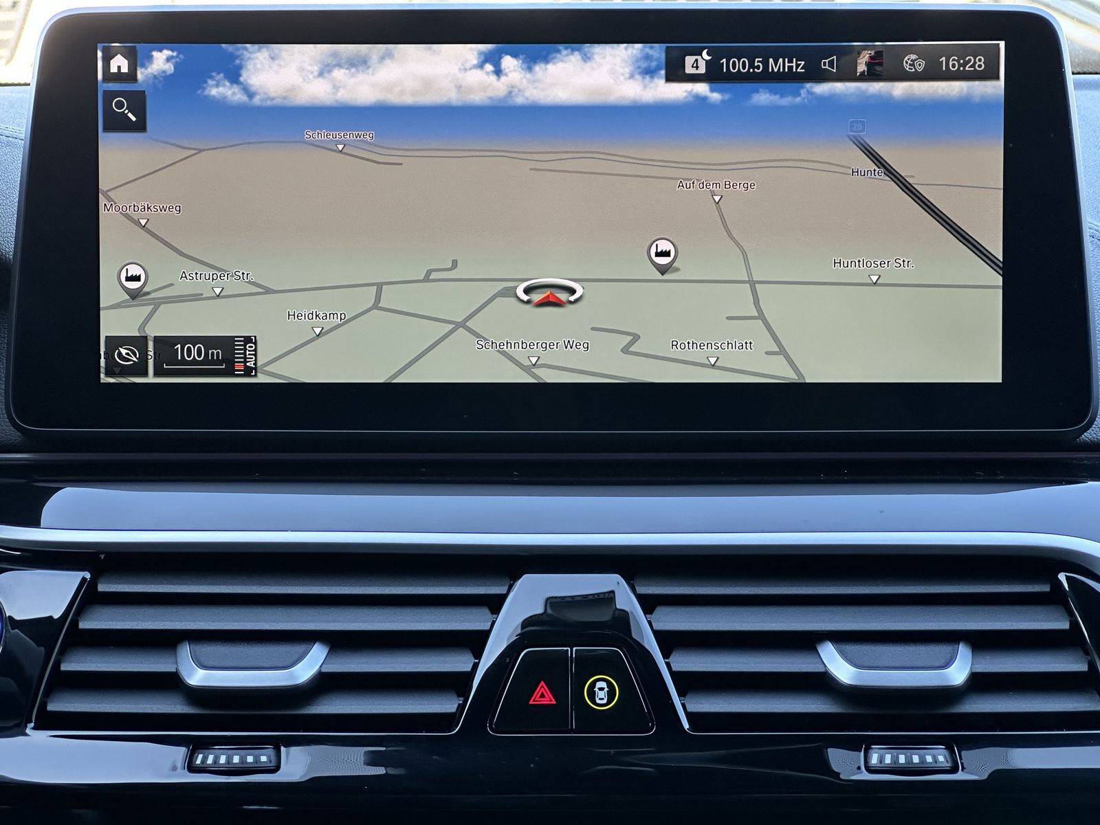 Fahrzeugabbildung BMW 530i Touring xD M-Sport Pro NAV+LASER+AHK+HEADUP
