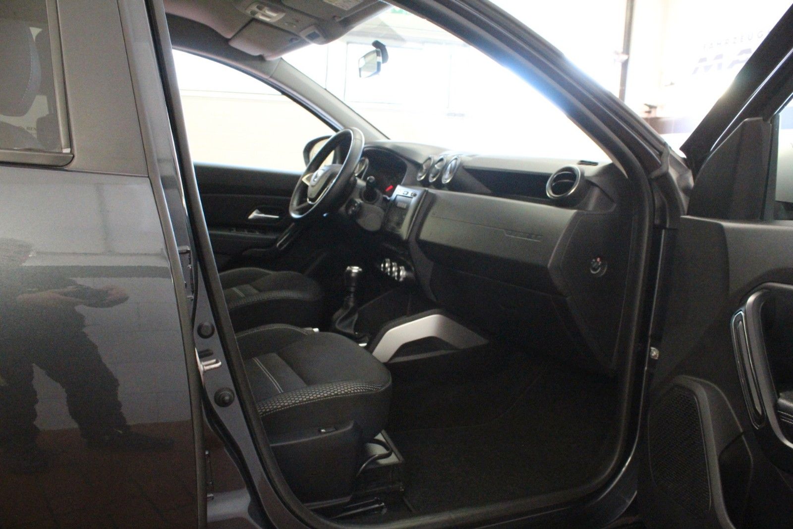 Fahrzeugabbildung Dacia Duster TCe130 *Prestige Navi*Sitzhzg*Kamera*AHK