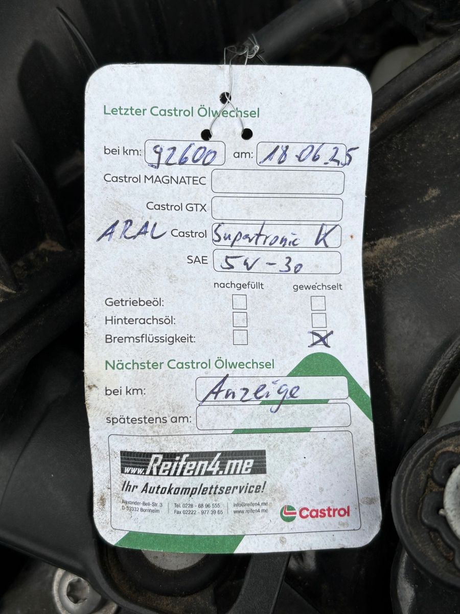 Fahrzeugabbildung BMW X1 xDrive25i Aut. SPORT LINE Navi LED HUD HiFi