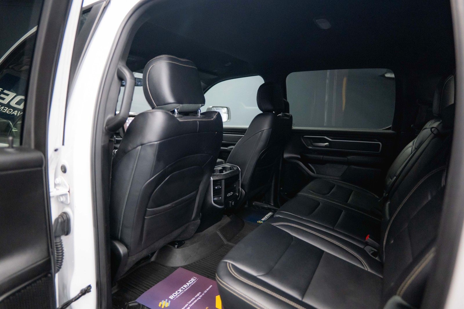 Fahrzeugabbildung Dodge RAM 5.7 V8 HEMI 4x4 OFFROAD Night-Paket *GEN 5*