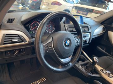 BMW 116i 5-Türer Advantage *1.HAND*NAVI*SHZ*PDC*LED*