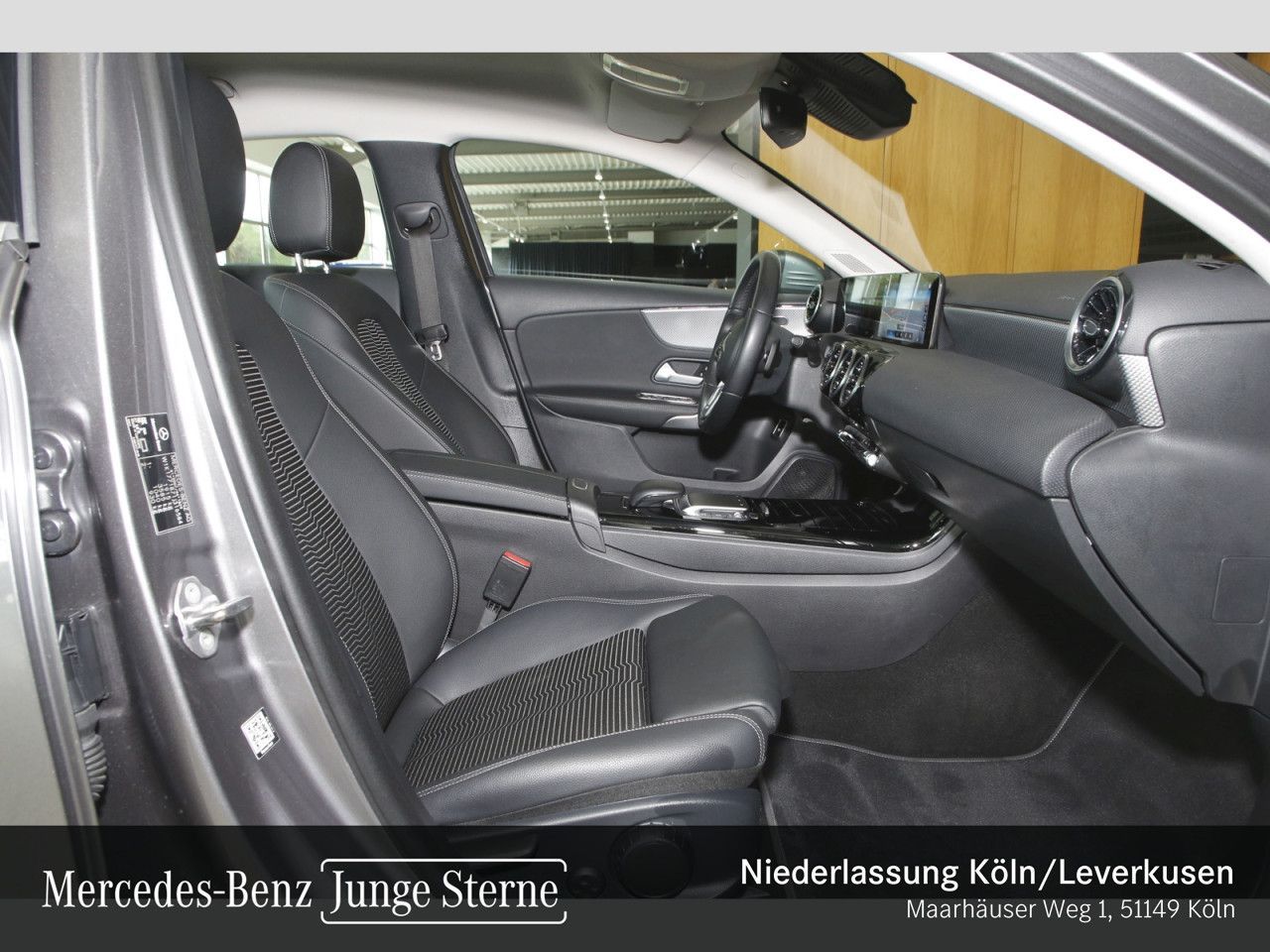 Mercedes-Benz A 200 Lim Progressive MBUX HiEnd Kam Tw LED SHZ foto 5