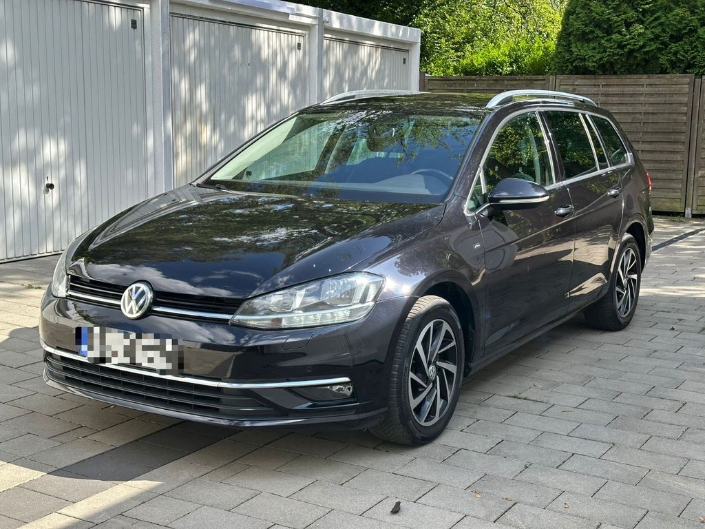 Image of Volkswagen Golf