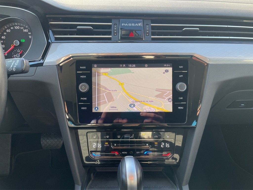 Volkswagen Passat Variant - Bild 14