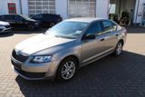 Skoda Octavia Limousine 140PS TSI  - AHK/Alu/Allwet... - Skoda Octavia: 14 Tsi
