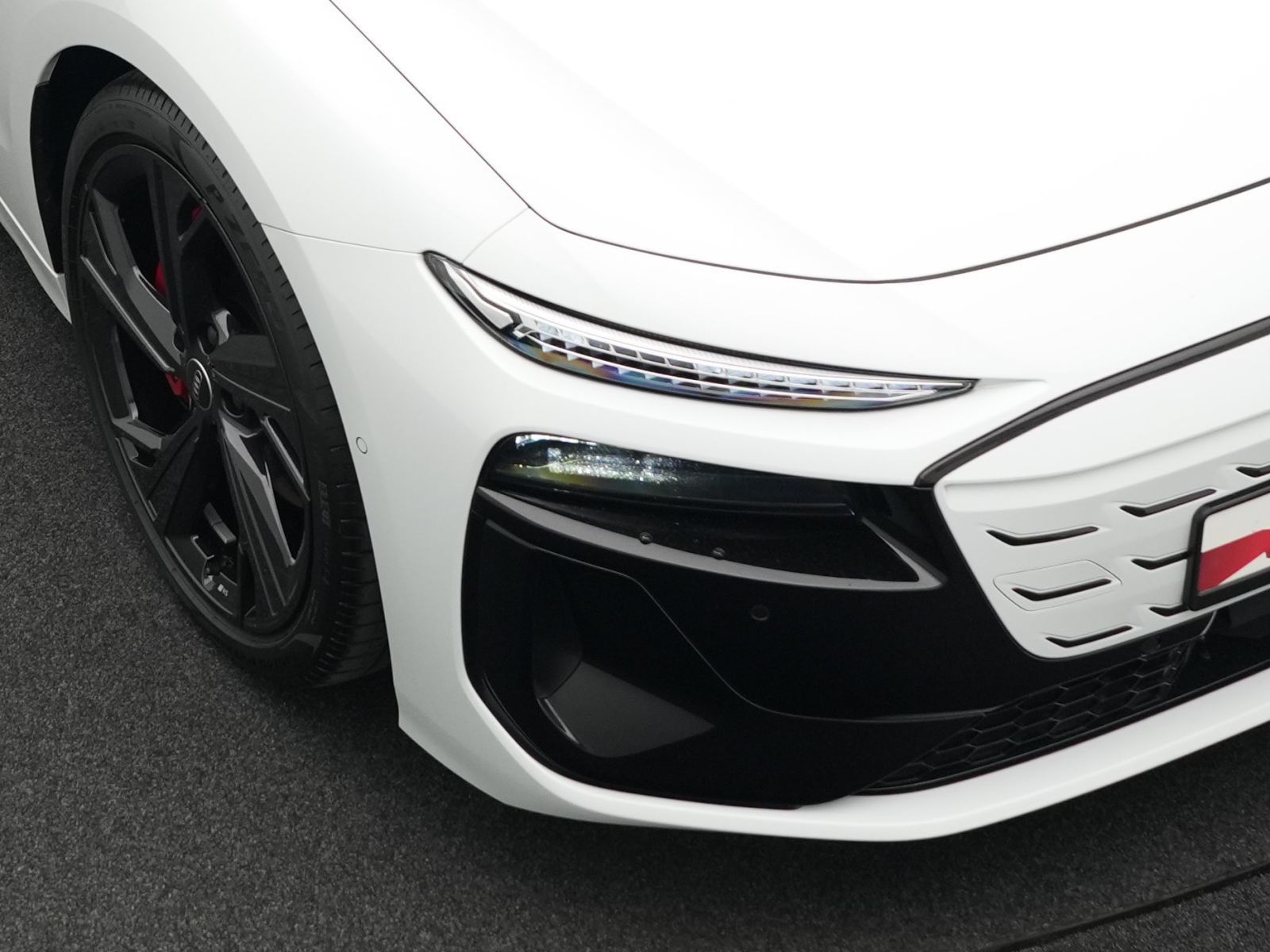 Audi A6 e-tron - Bild 21
