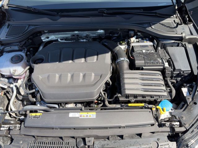 Golf VIII (8) GTI 2.0 TSI Navigationssystem (AC)
