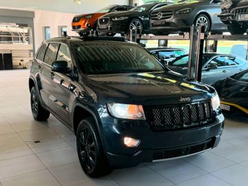 Jeep Grand Cherokee - 4