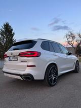 BMW X5 M50 M50d - - gebrauchte BMW X5 M50 aus dem Jahr 2020