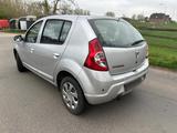Dacia Sandero 1.2 Top Zustand - Dacia Sandero mit Benzin-Antrieb: Limousine, Klimaanlage, 1.2