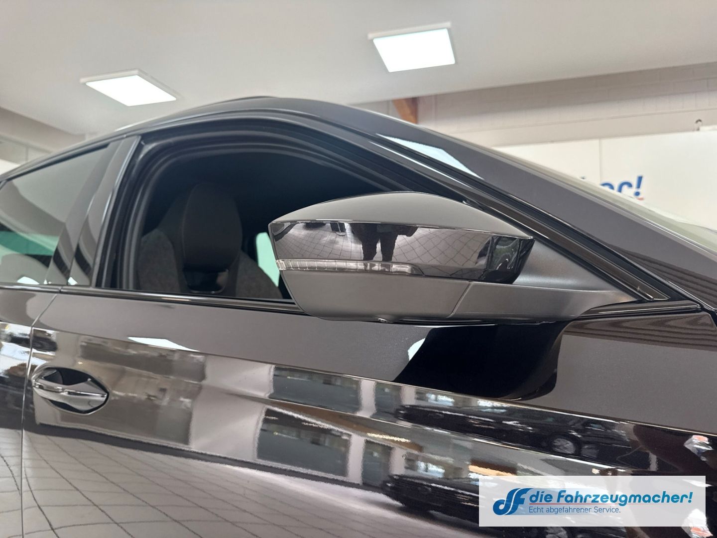 Fahrzeugabbildung SKODA Octavia Combi 2.0 TDI 110 kW Sportline Sportpake