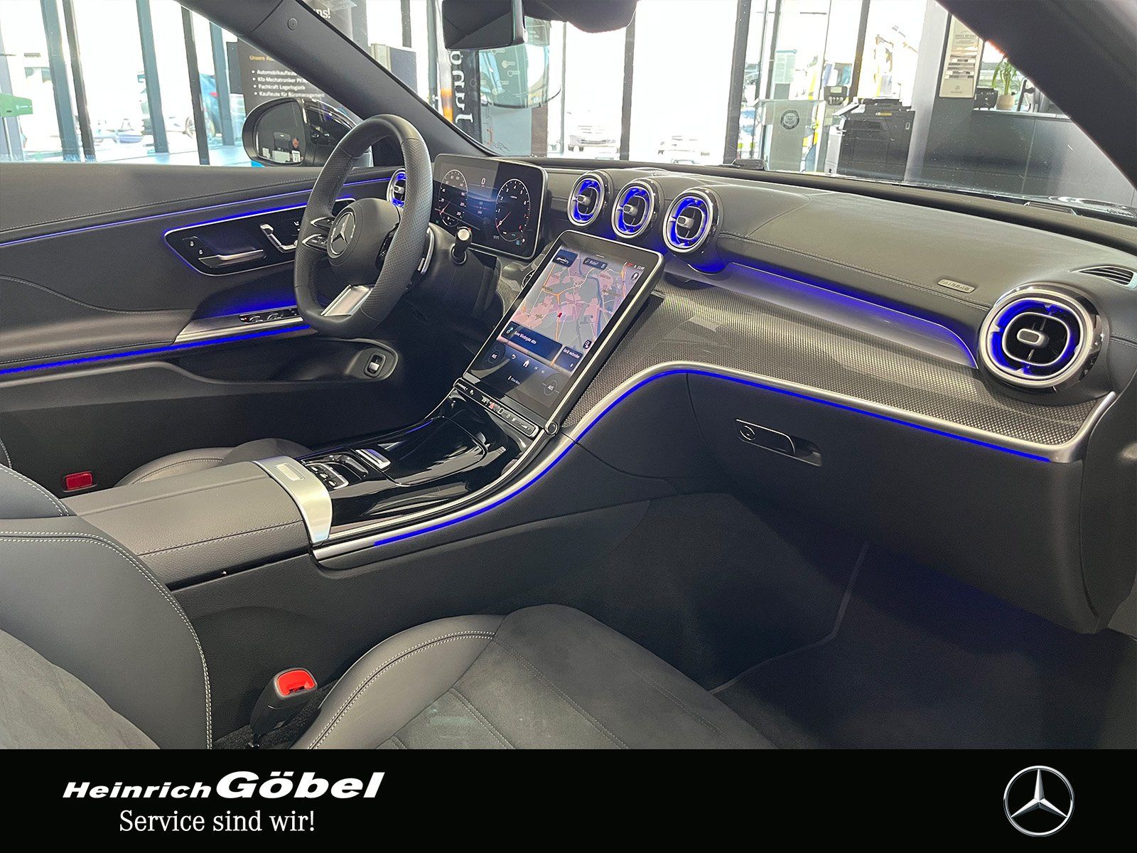 Fahrzeugabbildung Mercedes-Benz CLE 200 AMG+HUD+360°+LED+MEMORY+AMBIENTE+CARPLAY