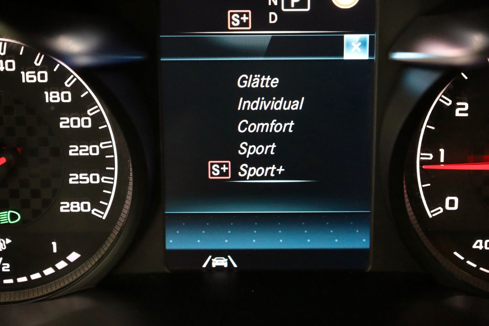Fahrzeugabbildung Mercedes-Benz C 43 AMG 4Matic,Panorama,Sport-Auspuff,360°-Kam