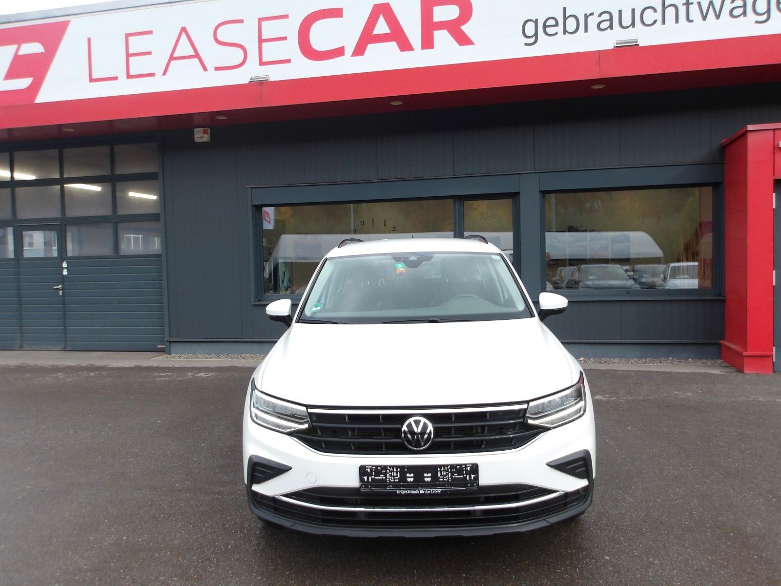 Volkswagen Tiguan Life 4Motion *AHV*RFK*EXP. 15490* imagem 2