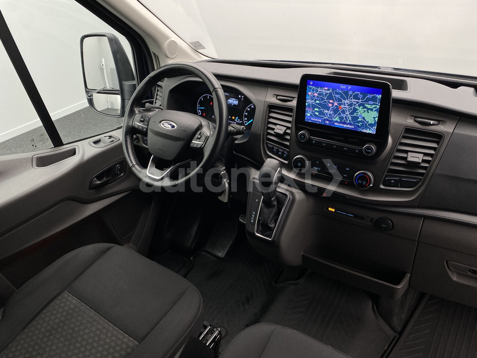 Ford Transit 350 L3H2 Automatik *9-SITZE* NAVI 6329 imagem 2