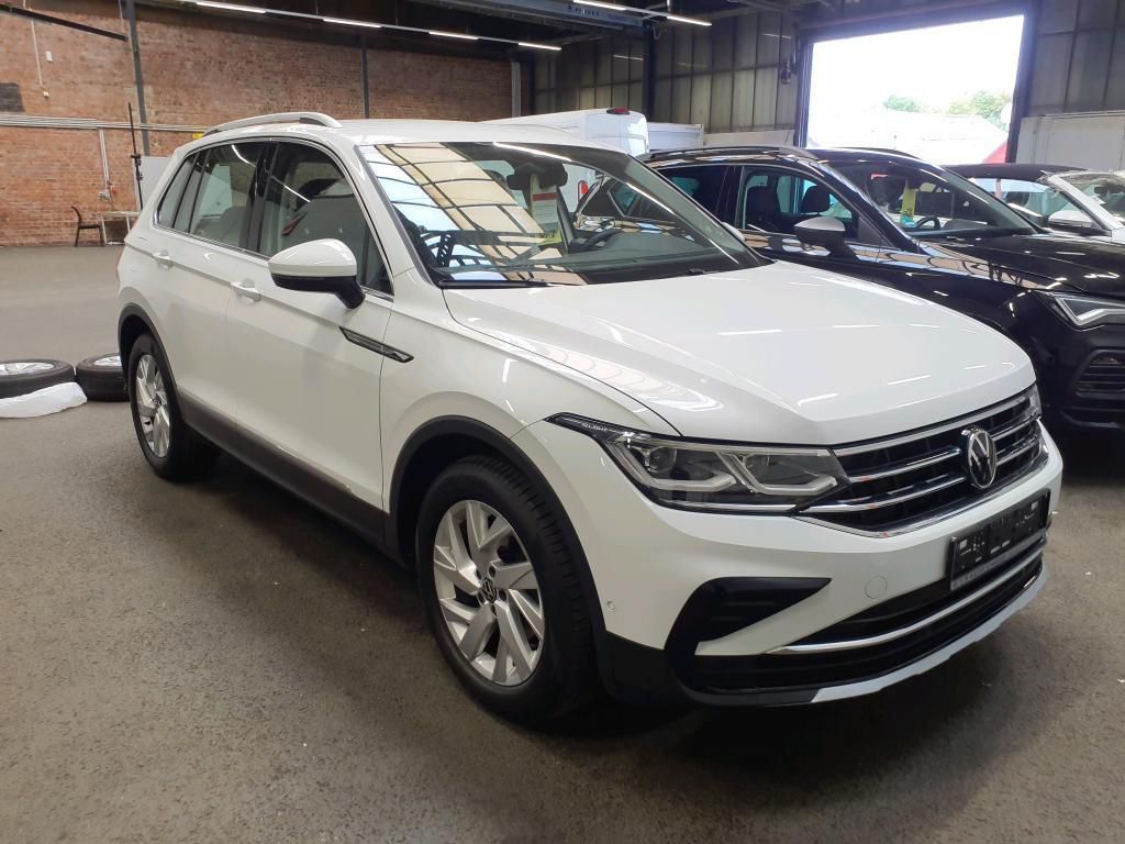 Volkswagen Tiguan Elegance 1.5 TSI 110kW 7-Gang DSG 4 Türen