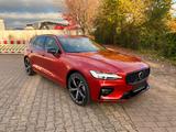 Volvo V60 PLUS DARK +19"+AHK+SH vo+hi+360+PRIVACY - Volvo Gebrauchtwagen in Kaiserslautern