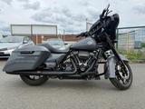 Harley-Davidson Street Glide - Harley-Davidson Motorräder in Münster