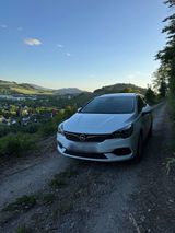 Opel Astra  Elegance K. 90kW 1.5 Diesel - Opel Astra mit Diesel-Antrieb: Navigationssystem, Kombi, Automatik, 1.9