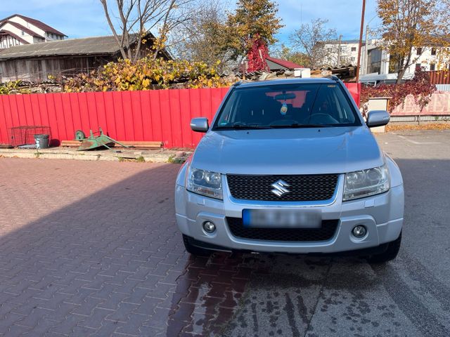 Suzuki grand vitara