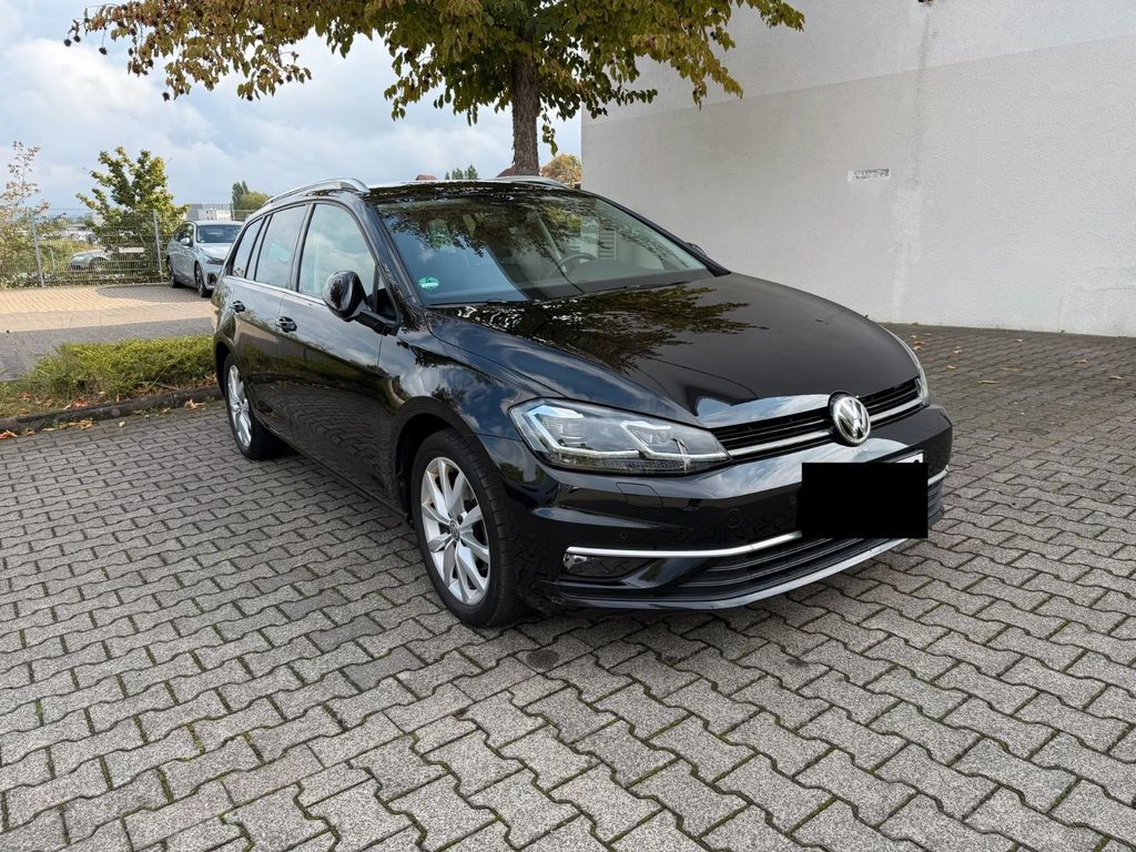 Image of Volkswagen Golf