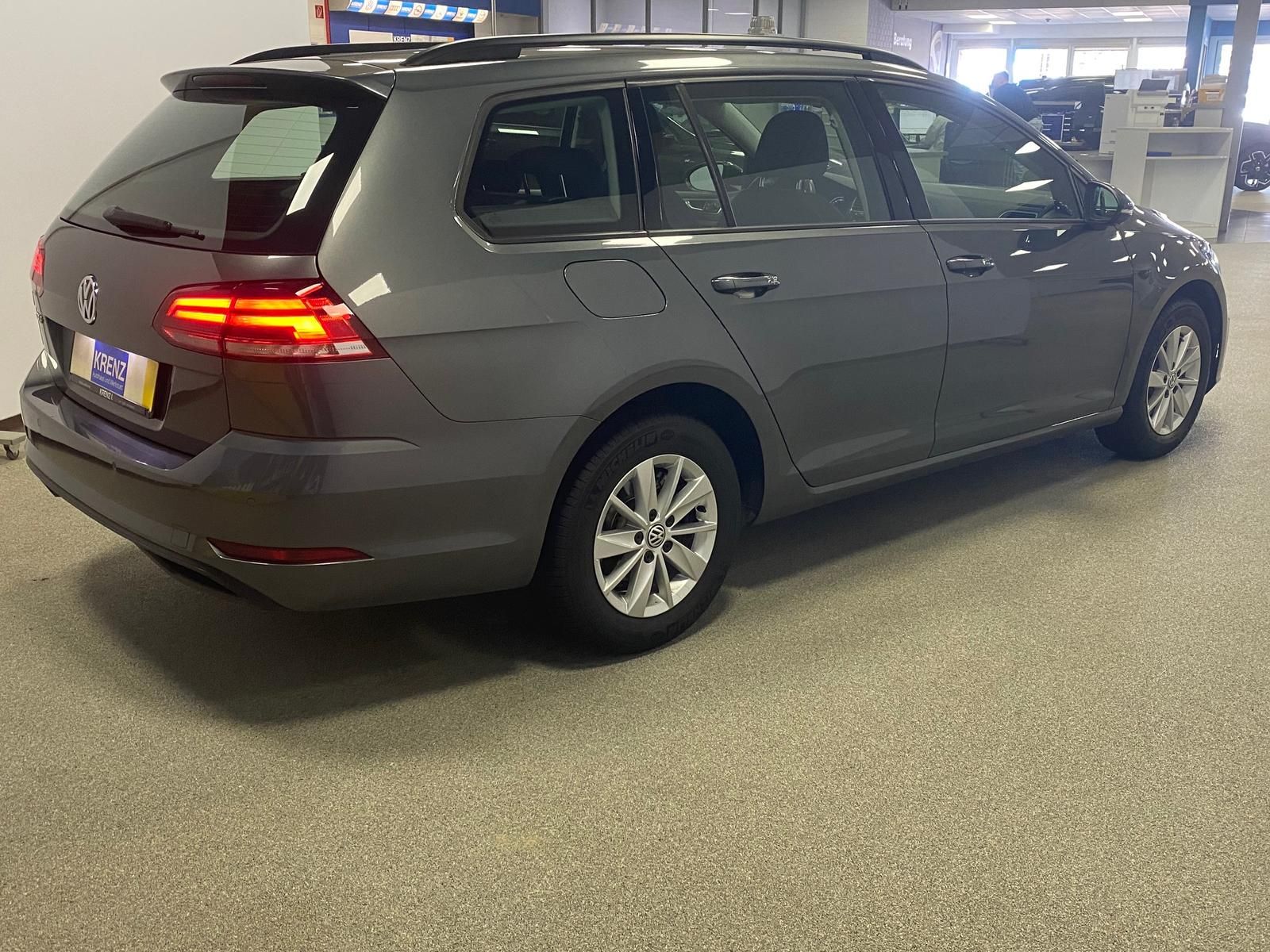Fahrzeugabbildung Volkswagen Golf Variant 1.0 TSI Trendline BMT+KLIMA+PDC+LED