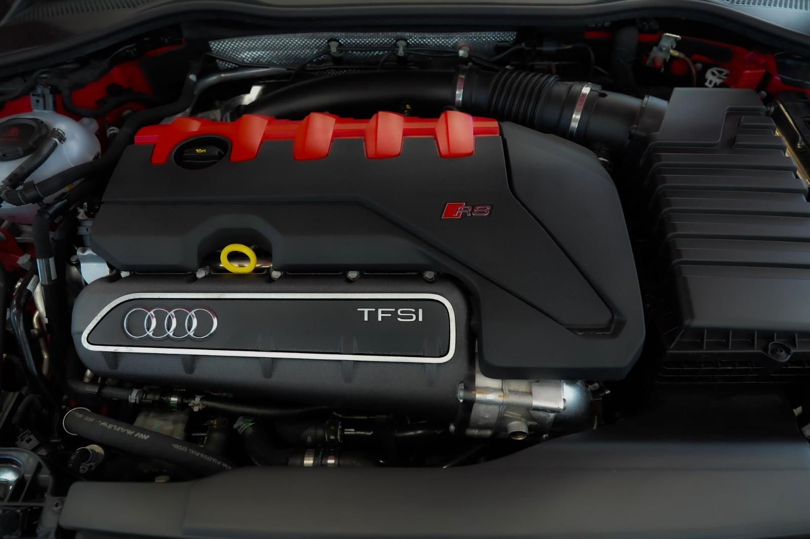 Audi TT RS Cabrio qu*RS-ABGAS*MATRIX*B&O*RS-SITZE+*