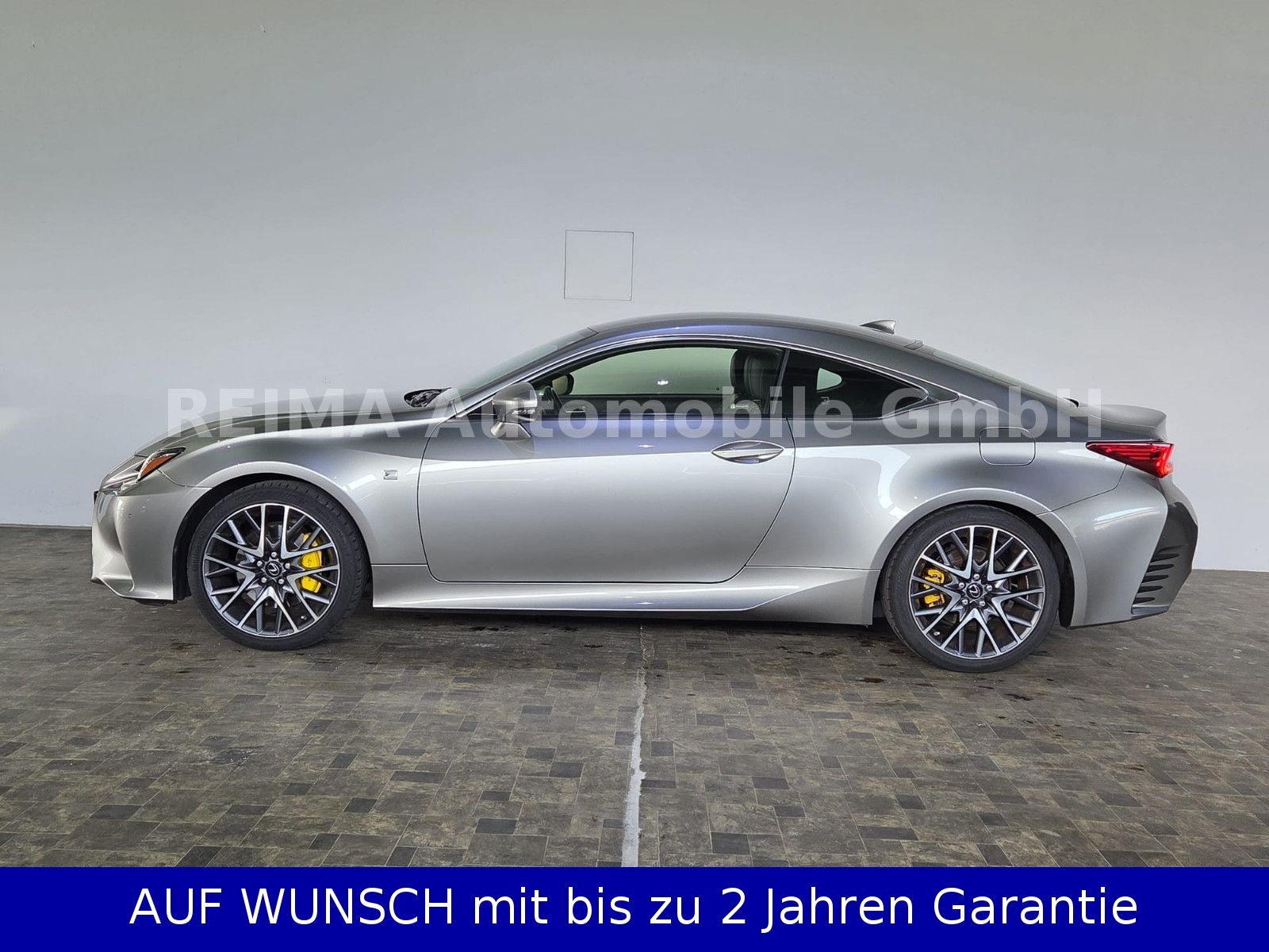 Fahrzeugabbildung Lexus RC 300h Coupé Automatik F SPORT, Leder