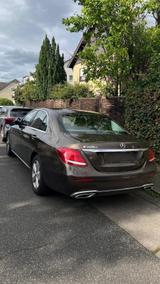 Mercedes-Benz E 220 d Autom. - - Mercedes-Benz E 220 in Krefeld