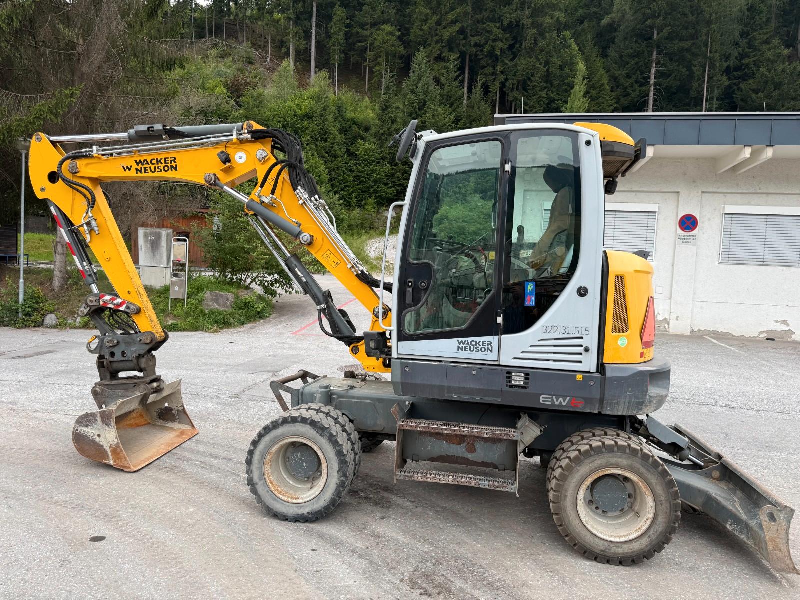 Neuson EW65