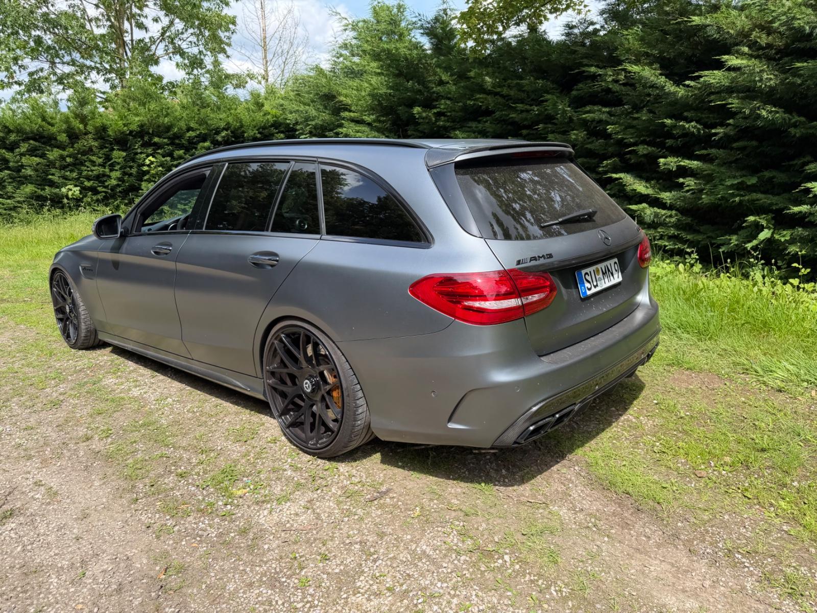 Mercedes-Benz C 63 AMG Mercedes-AMG C 63 T S Standard