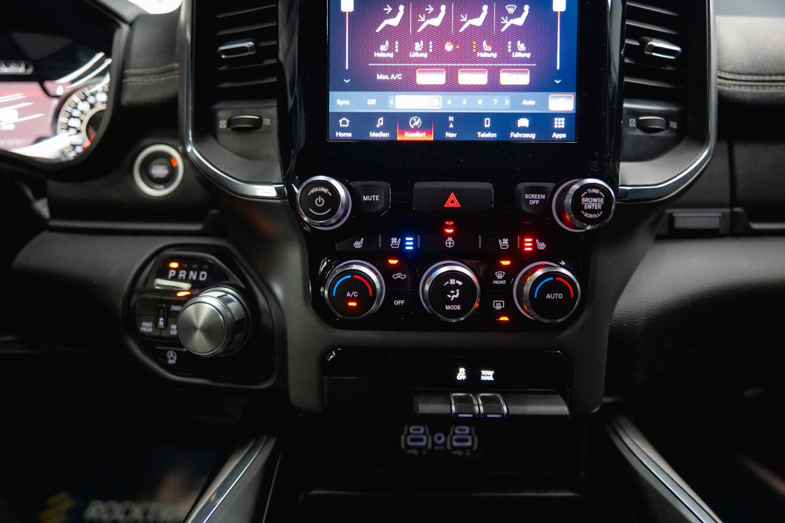 Fahrzeugabbildung Dodge RAM 5.7 V8 HEMI 4x4 LARAMIE Limited Offroad LED