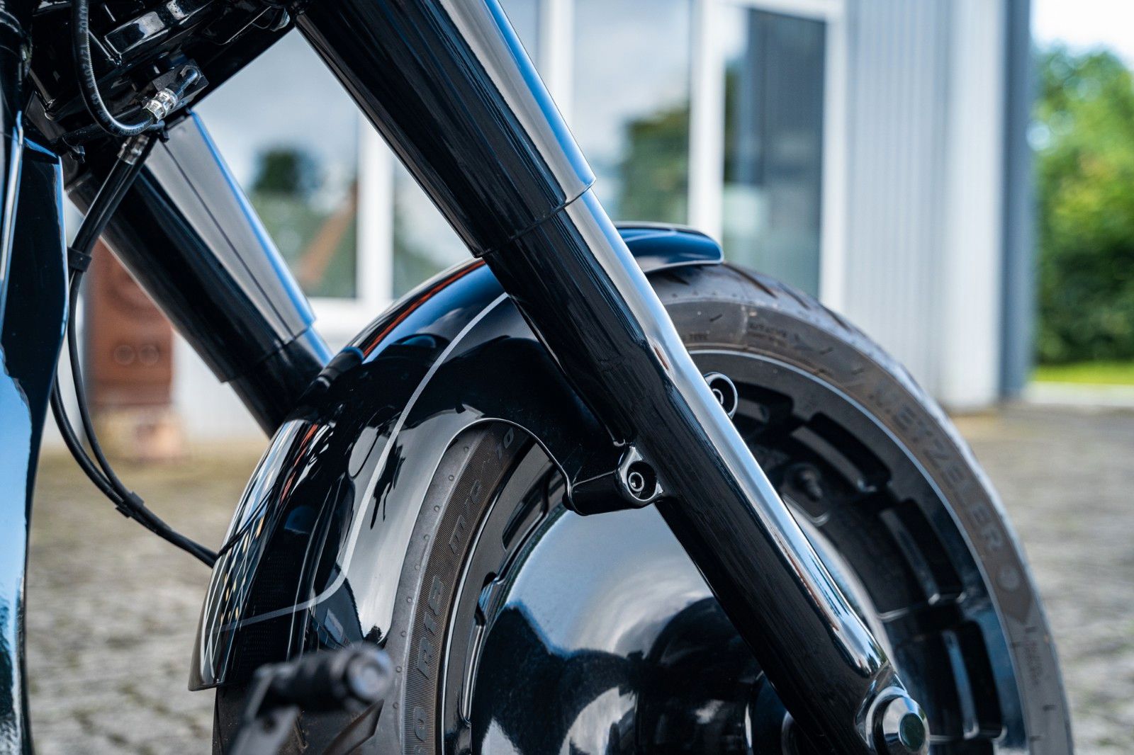 Fahrzeugabbildung Harley-Davidson FLFBS FAT BOY SOFTAIL 114 -JEKILL&HYDE- MAD BOY