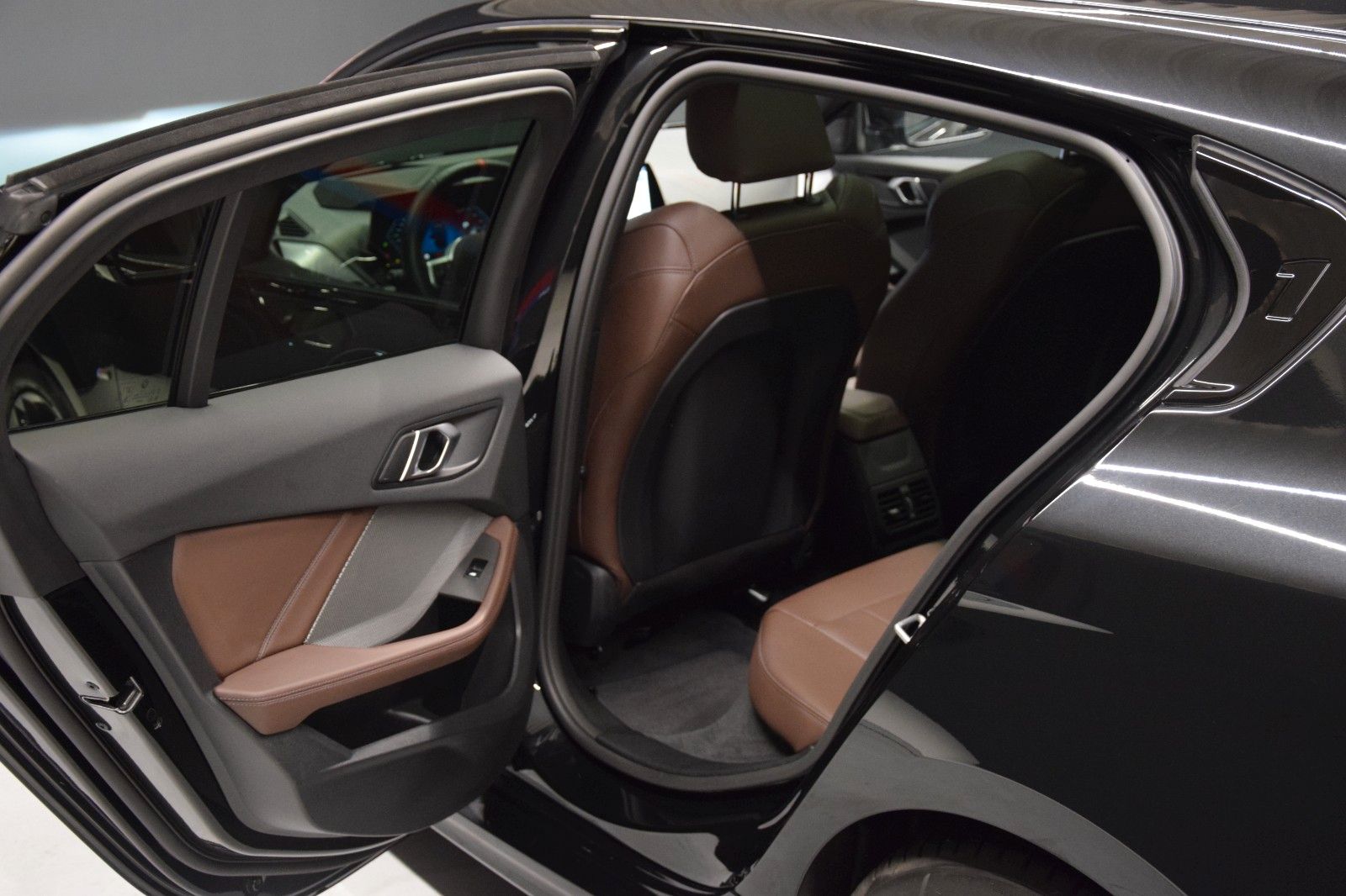 Fahrzeugabbildung BMW M135 i xDrive Pano HuD ACC AHK h/k Memory Kamera