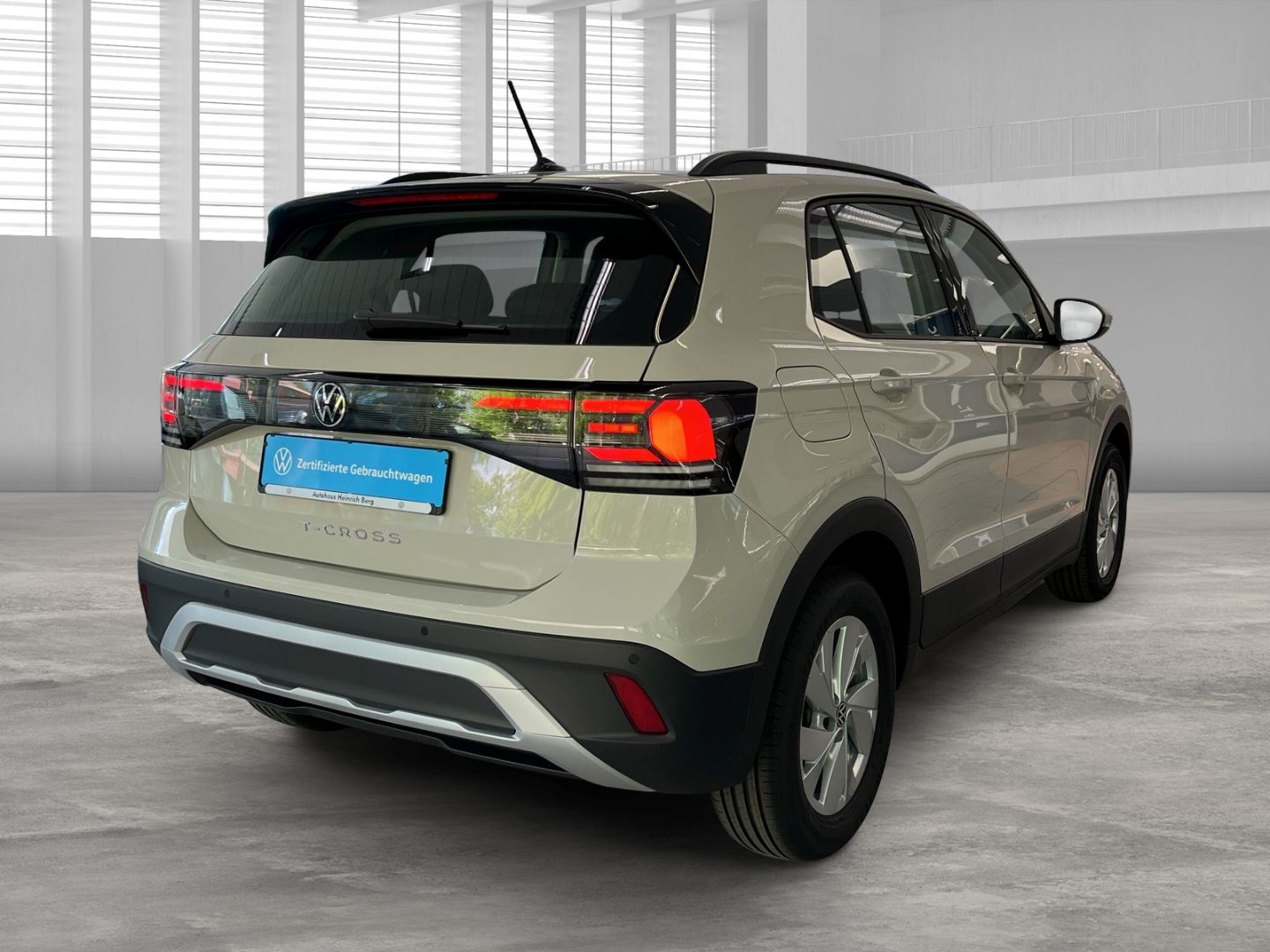 Fahrzeugabbildung Volkswagen T-Cross Life 1.0 TSI Digitales Cockpit LED ACC A