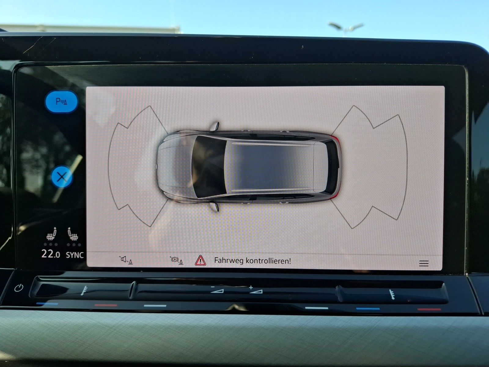 Fahrzeugabbildung Volkswagen Golf VIII Variant TDI Life DSG Standhzg LED Navi