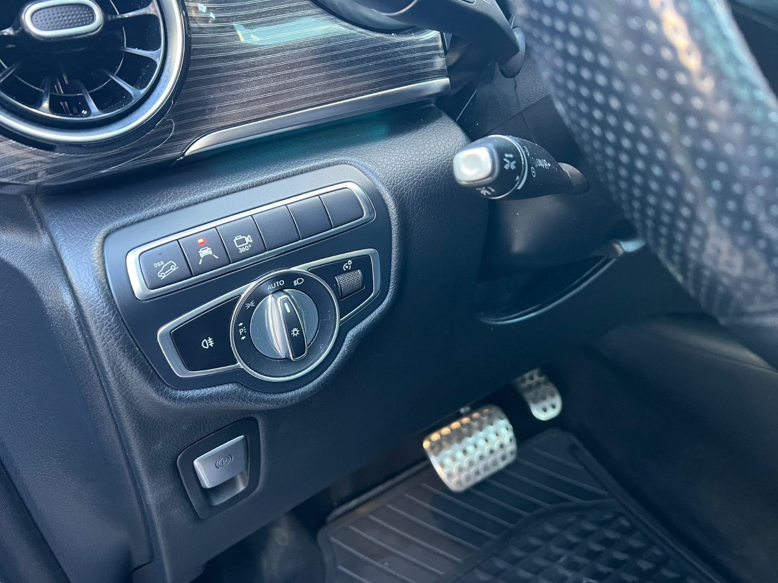 Mercedes-Benz V 300d 4matic AMG Lang Pano STHZ AHK Burm. VOLL imagem 3
